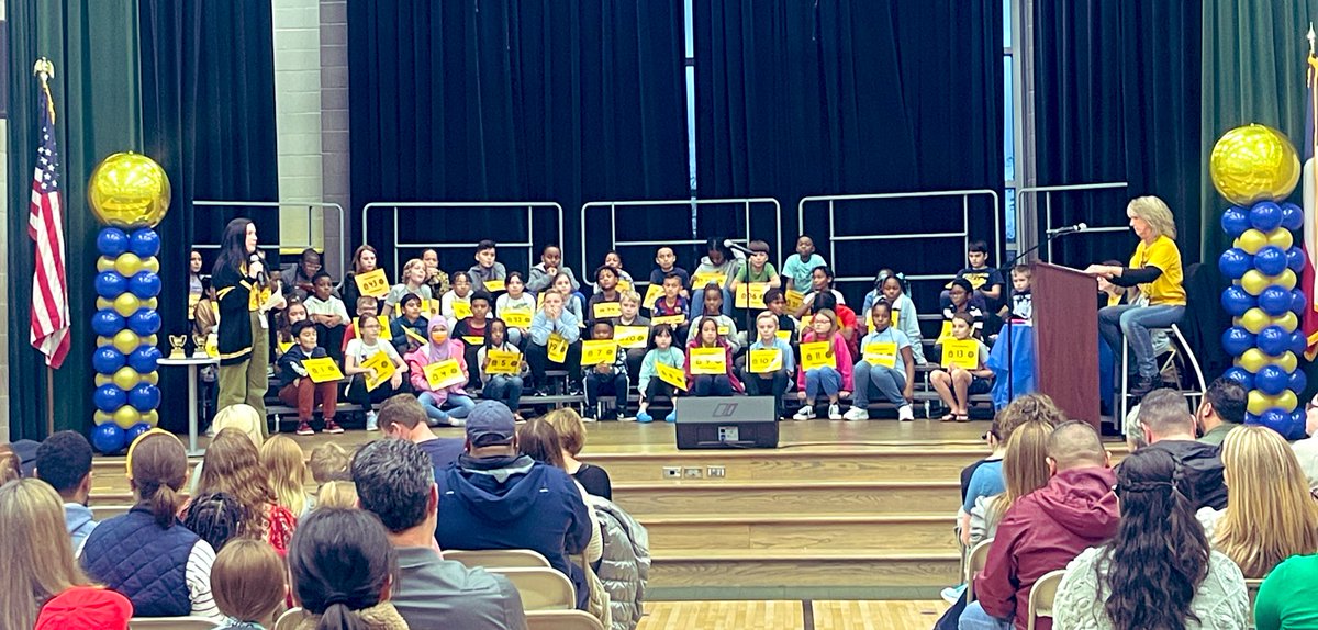 HumbleISD_GE's tweet photo. You had to bee🐝there!!! Congrats Groves Spelling Bee Champion, Daniel Edeh🎉&amp; to the hive of great spellers! Congrats &amp; thanks to the amazing staff-awesome job! @HumbleISD @SMitchellreads @MrsHernandez_C @MrsBennett_GE @StephanieRDavi1 @Christy_Erb https://t.co/95yVAtSdW8