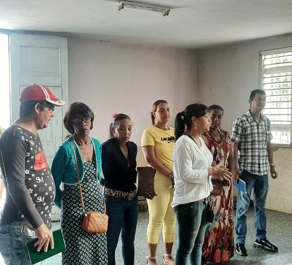 Reciben cuadros y funcionarios de la Dirección General de Educación en #PinardelRío a estudiantes de cuarto año de la Escuela Pedagógica para iniciar sus prácticas en los diferentes niveles educativos #CubaEduca #CubaMined <a href="/btan0987/">Naima Ariatne Trujillo</a> <a href="/CurbeloNiurka/">Niurka María Curbelo Herrera</a> <a href="/RoigNoda/">Jesusin Noda Roig</a>