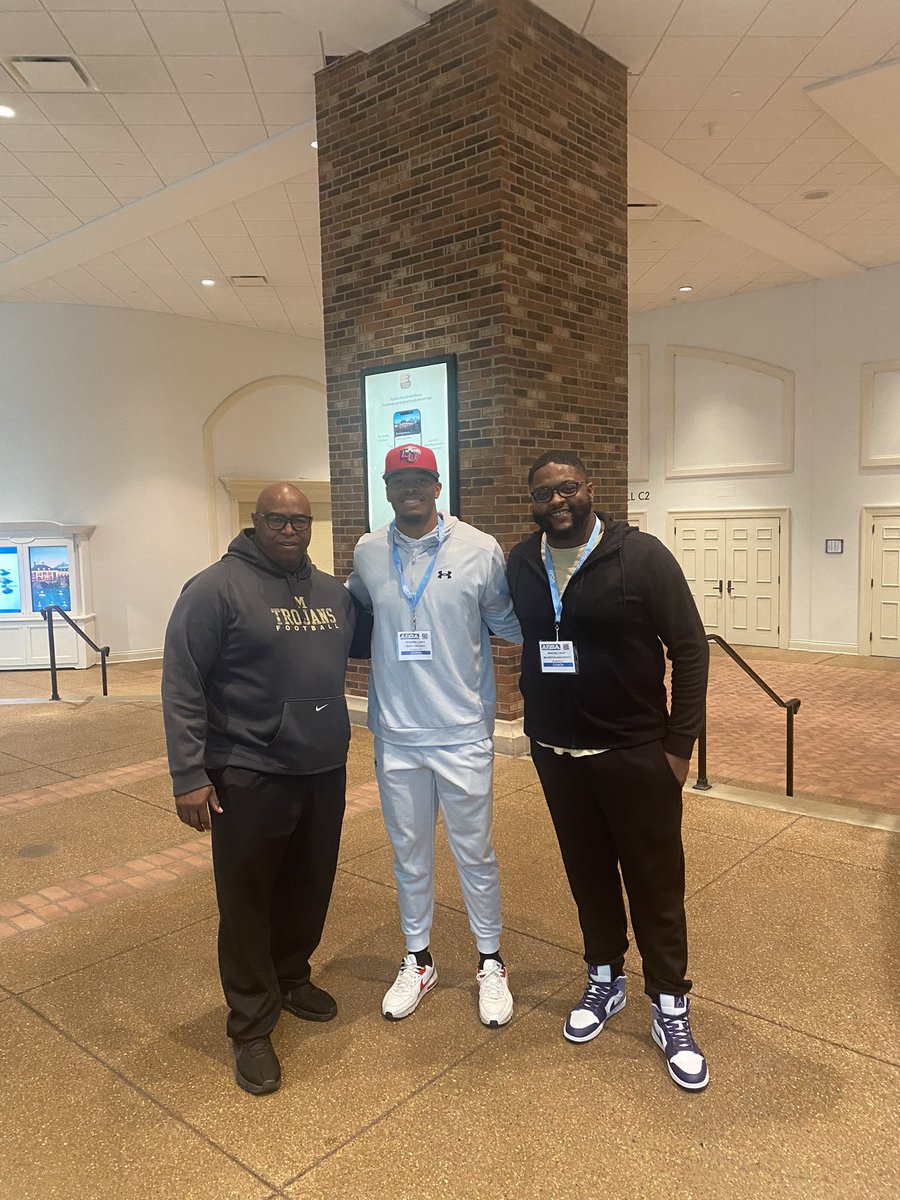 Good seeing @treylowe10 at the @WeAreAFCA convention. This young man will accomplish many things in the future ahead. Proud of what you have done and will continue to do.