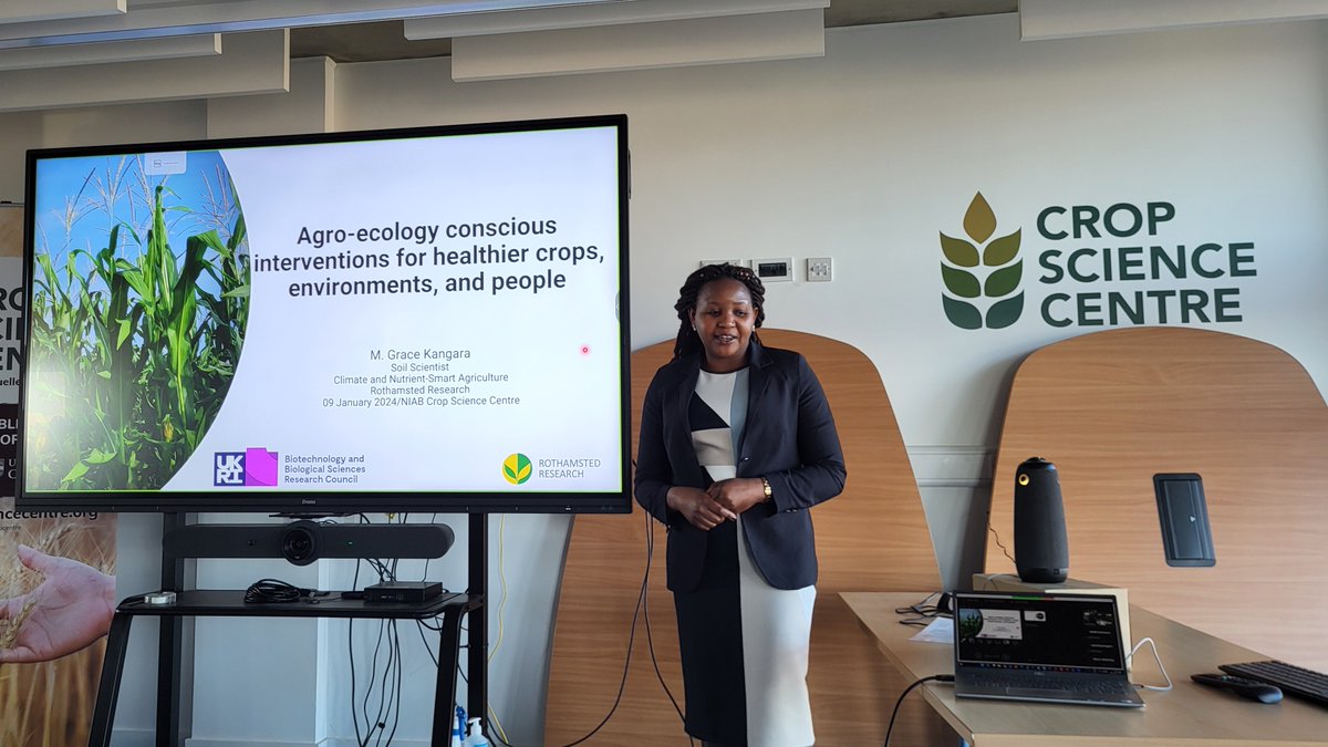 Great to have @muneta_gmanzeke from @Rothamsted @niabgroup today talking about her work on the effect of regenerative agriculture practises on crop nutritional quality. Excellent start of this year @CropSciCentre seminar series!