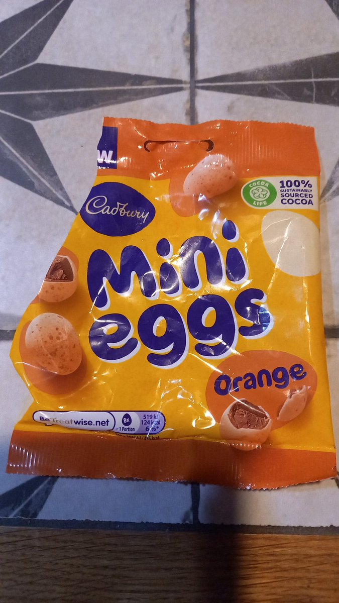 Well, these didn't last long! They are a portion of fruit right?! Thank you @CadburyUK soooo delicious #orangeminieggs