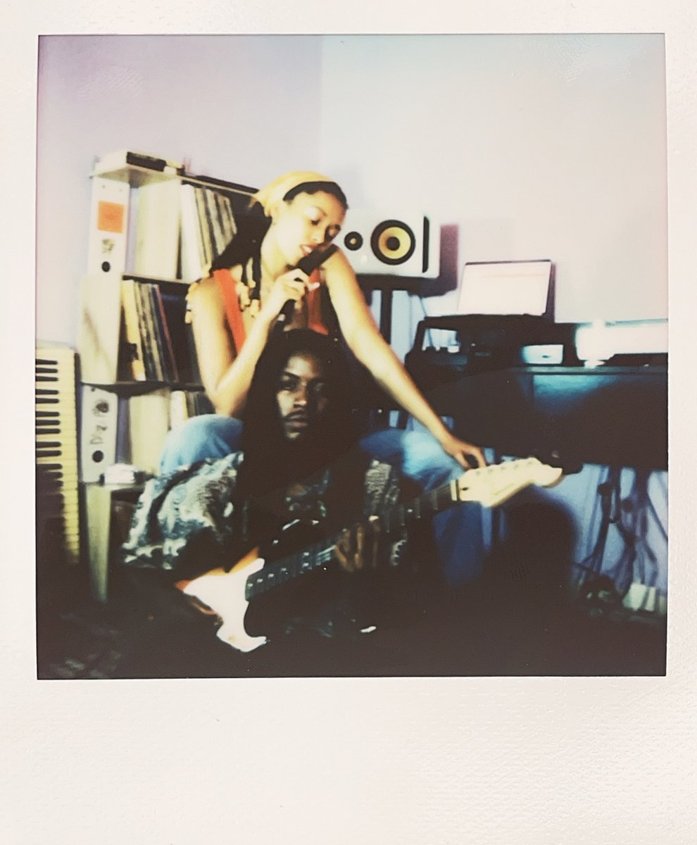 Kid_Wasabi_'s tweet photo. Magic Frequency 

🖨️ PhotoScan  
🎞️ I-Type Film  
📸 Polaroid Now  
📍 Magic Frequency https://t.co/CxNKWTeqzw