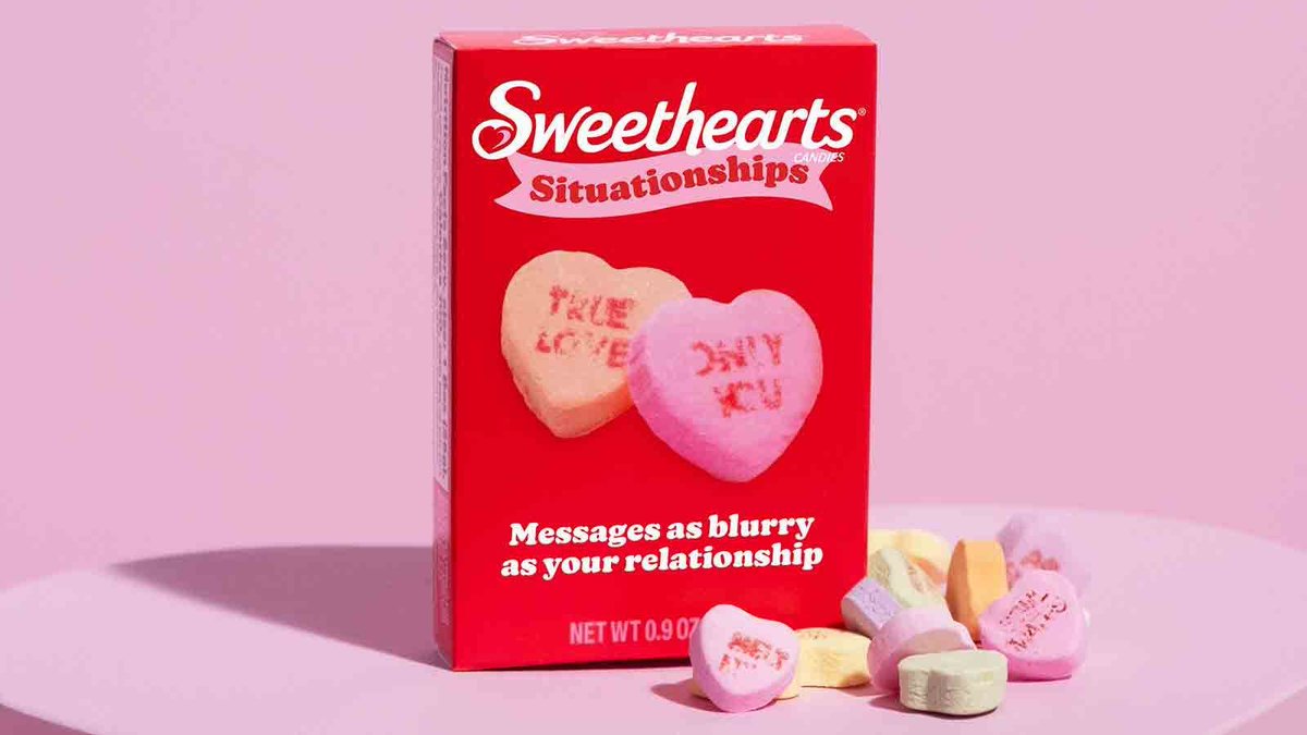 KayandPartners's tweet photo. In the landscape of relationship statuses, "Situationship" was a key term in 2023. Sweethearts candies taps into this trend with imperfect treats, symbolizing the flaws in love. Tombras introduces limited-edition "Situationship Boxes" for Valentine's Day. https://t.co/STa93UWwIY https://t.co/qPP5JsoVrn