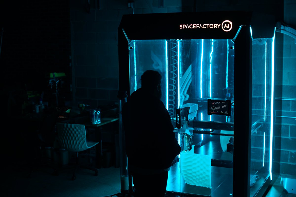 We're burning the midnight oil in prep for the New York Build Expo. In just one month, we have ambitious plans to 3D print our enclosure to showcase our sustainable building technologies.

Everything from our pavilion to its accessories will be made by up-cycling plastic waste.