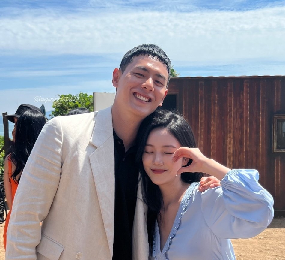 kdrama_menfess's tweet photo. •kdm• 🔥 single inferno 3
speech gwanhee:
minji -> aku suka warna baju kamu (fisik aja) 
hajeong -> aku pernah suka sm kamu (pernah punya rasa) 
hyeseon -> jgn makan sendirian, jgn nangis sendirian (masih sayang) 
udah jelas banget ga sih?
https://t.co/7ClJZuCalA