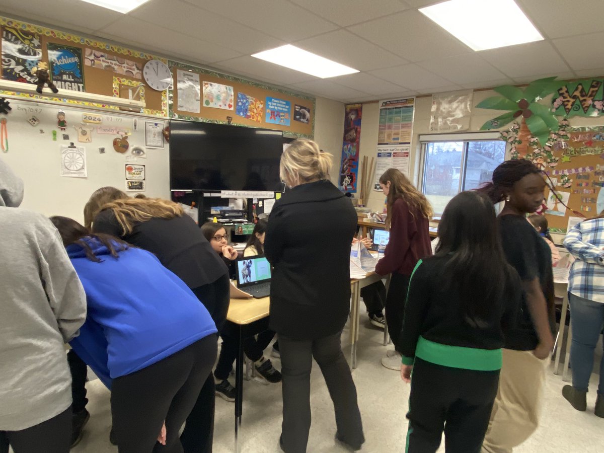 4C had a great time sharing their Animal projects and PPT with the whole McWilliam community!! #proudteacher <a href="/JAMMustangs/">McWilliam Mustangs</a>