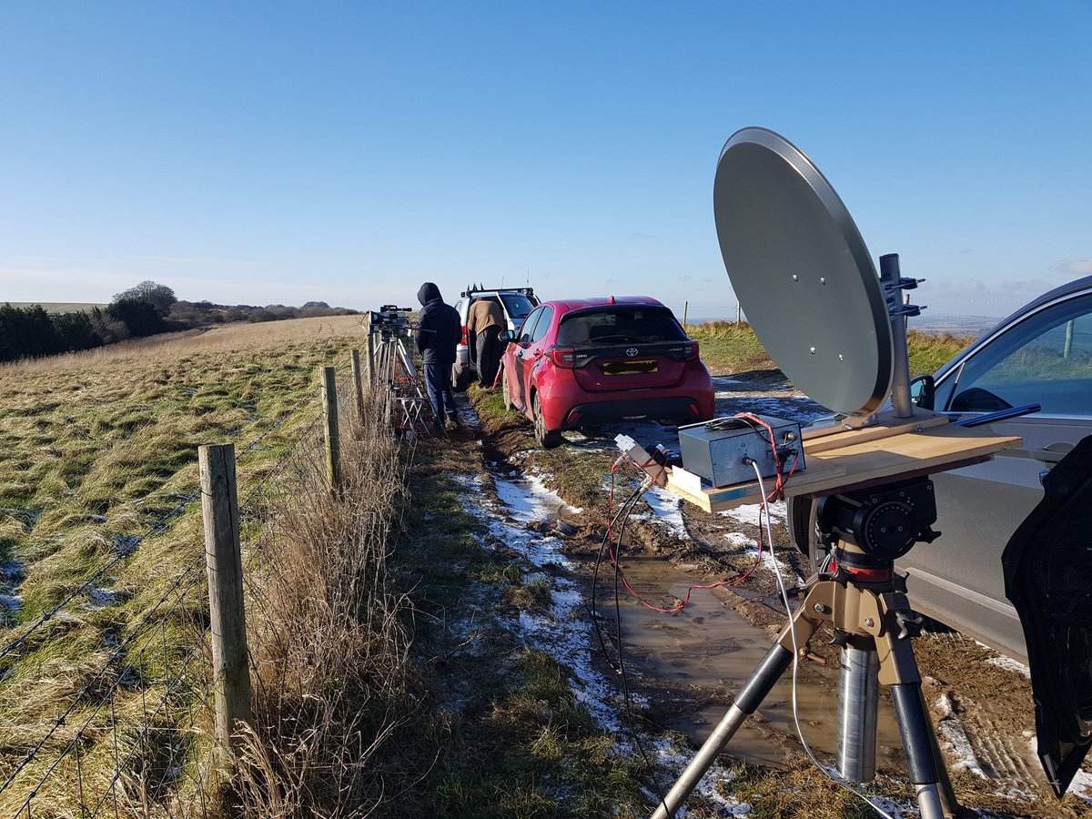 Sunny but so cold and windy at IO91GI for 122GHz testing with @G1EHF and G8CUB. Limited success for me due mainly to wind blowing directly on my VK3CV unit upsetting the frequency stability. @G8GTZ G4LDR and G8XAT at IO91GC. All signals detected though 👍. #ghz_bands