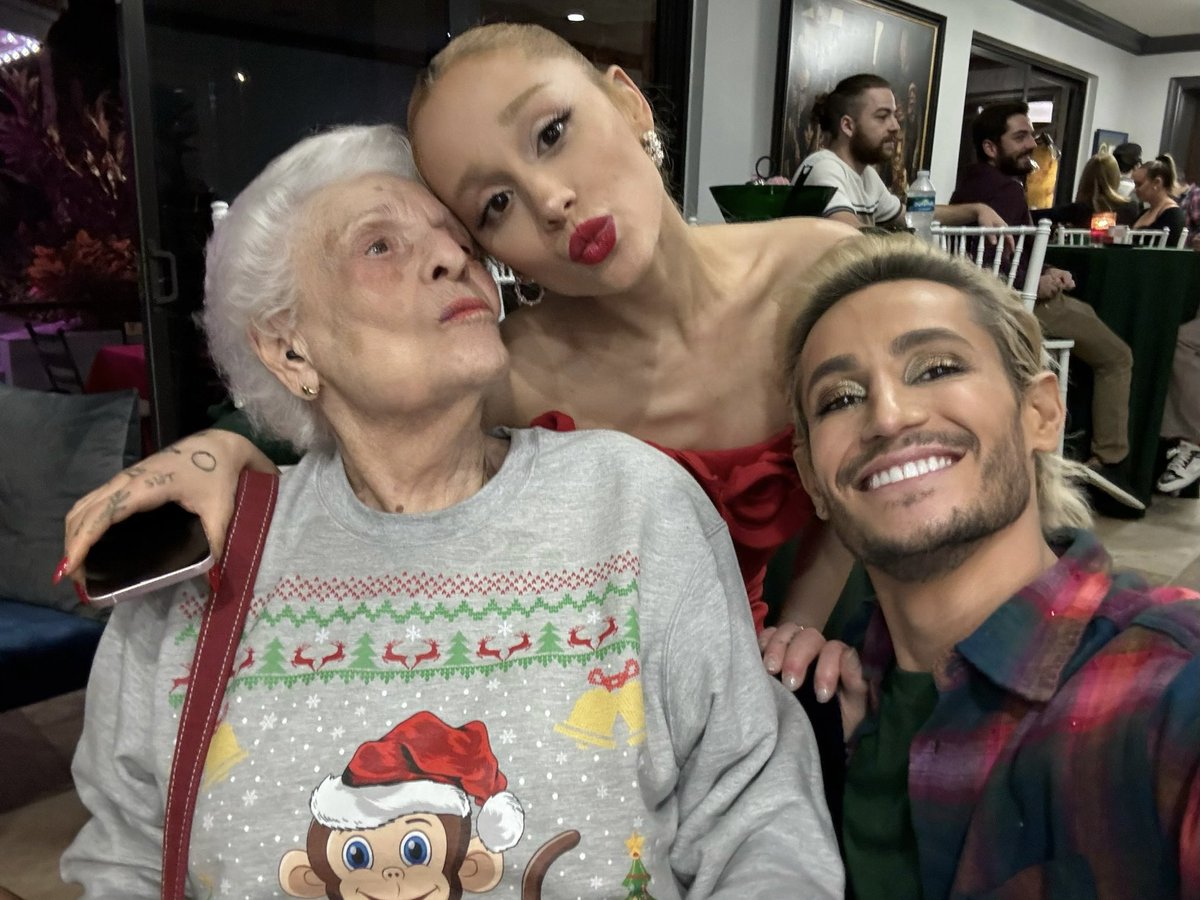 Frankie James Grande tweet media