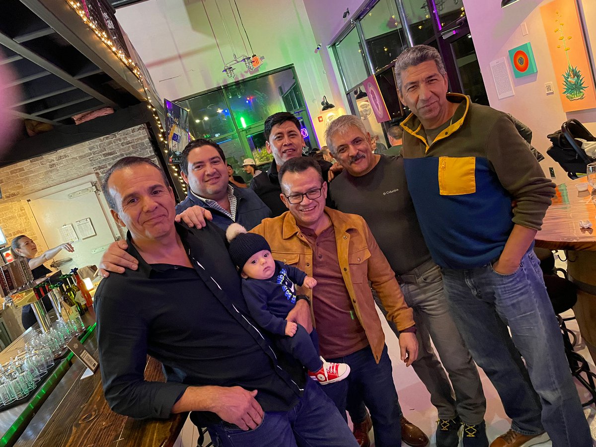 LaredoBrewing's tweet photo. Come for the beer, stay for the memories. Our unique brews and vibrant atmosphere ensure a great time for everyone! 🍻

Menu: https://t.co/GnKnUe39Fv
Placed: Khaledi Plaza (3910 E Del Mar Blvd, Unit 201)

#LaredoBrewingCo #CraftBeer #TheWildWestBeer https://t.co/2vTuEko7L0