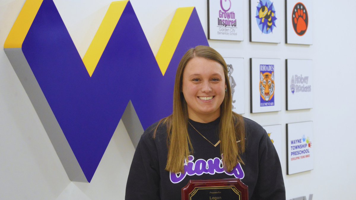 WayneTwpSchools's tweet photo. At last night's meeting, our School Board recognized athletic trainer Logan Armstrong for administering CPR and saving the life of a grandparent during a recent athletic event. #WeAreWayne @WayneTwpSuper @HendricksHealth @AHAIndiana @CHCPrinc_Renaud @CHC_Athletics https://t.co/ZusSEZUeiR