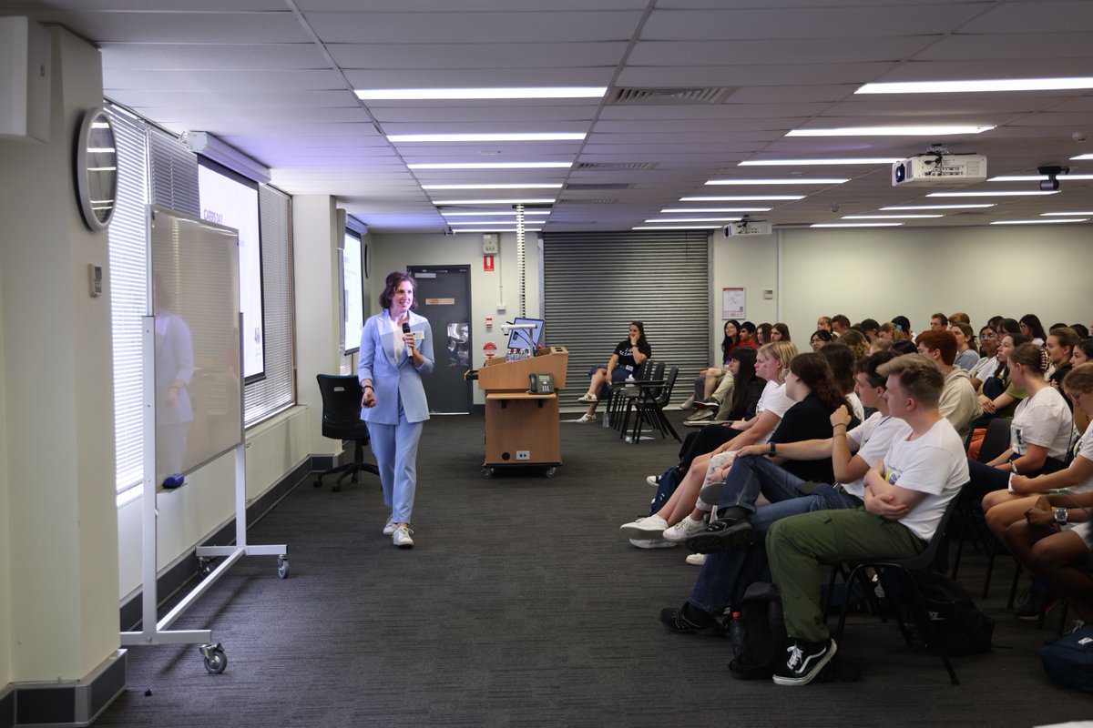 Sarah Mason from @CSIRO shared insights at the Careers Day at NYSF in Canberra, emphasizing the importance of finding pride in your work. 'Make sure that you try as many different things as you can, but also don't expect that where you're starting is where you will finish up.”