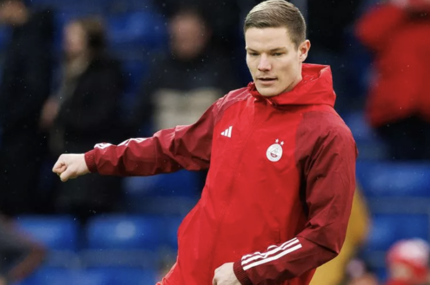 Record_Sport's tweet photo. Stefan Gartenmann in Aberdeen FC transfer talks as Barry Robson looks to make defender stay permanent

https://t.co/SHm5V26d6n https://t.co/WowMheigEp