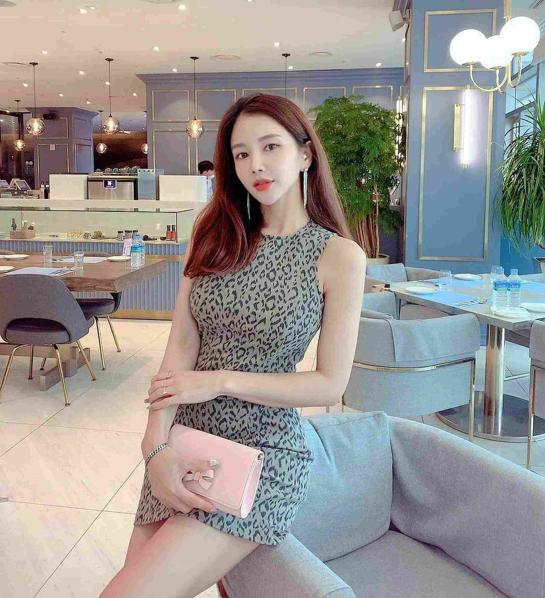 Casual and cozy, sophisticated and elegant, do you want that too?