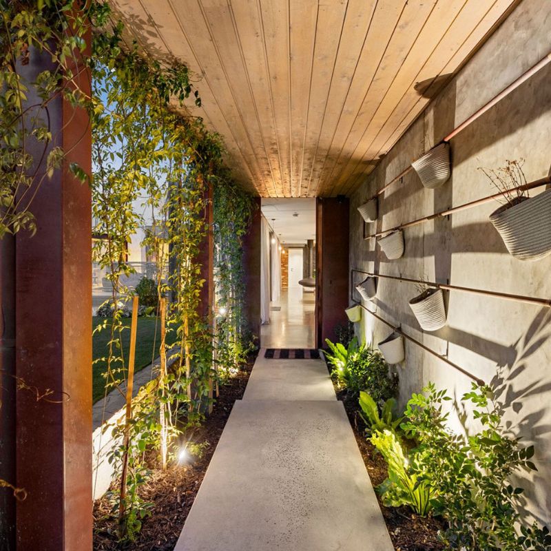 homelycomau's tweet image. Embrace coastal luxury at 32 Munday Street, Torquay, where an exquisitely unique haven awaits.

See more: buff.ly/486UYst
 
Listed by: McCartney Real Estate

#torquay #solarpool #spa #retreat #beach #realestate #forsale #wowhomes #homely