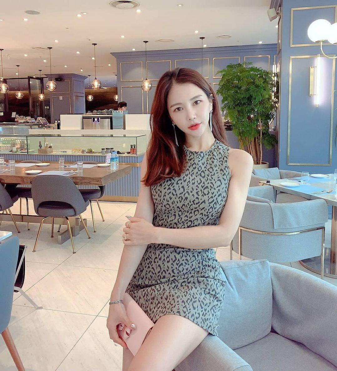 Casual and cozy, sophisticated and elegant, do you want that too?