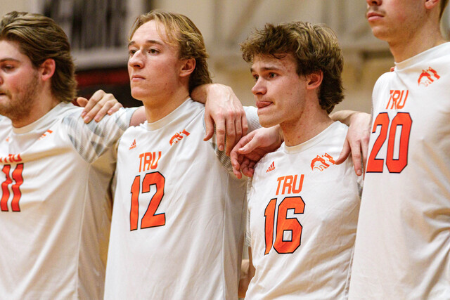 Two Kelowna athletes injured in crash that killed TRU volleyball player show 'exciting' recovery progress dlvr.it/T196tP