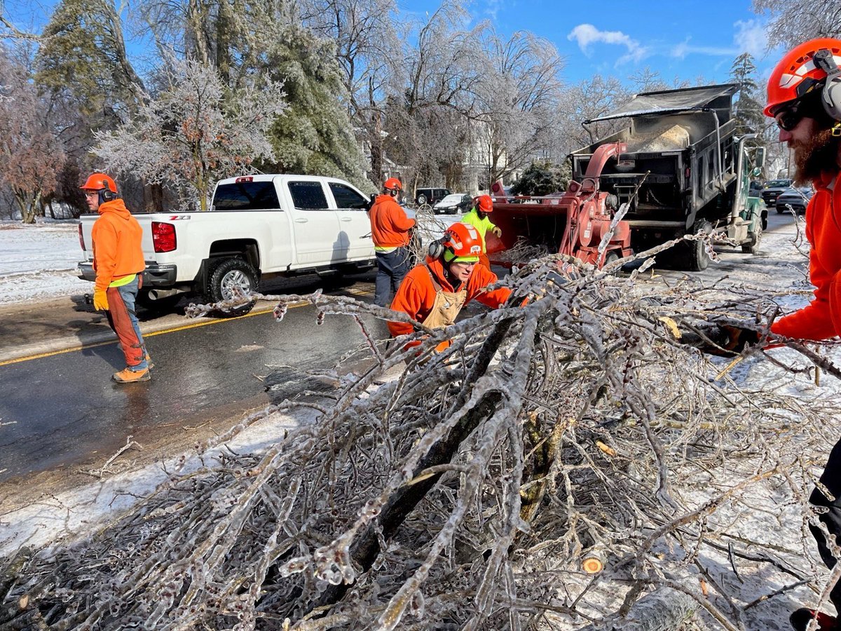 BasilSeggos's tweet photo. As we brace for more #climate-driven extreme storms, @GovKathyHochul’s new resiliency proposals protect our communities &amp; provide new resources for property owners, DEC, &amp; our partners to implement necessary solutions for NYers most vulnerable to flooding. https://t.co/oZdbI2xBkM https://t.co/ZDwUkYHlvX