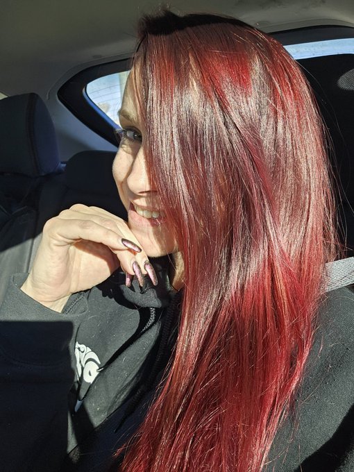 😁 https://t.co/UdIi7WTkCY<a href="/tag/realloyalfans"class="tags"><span>#realloyalfans</span></a>