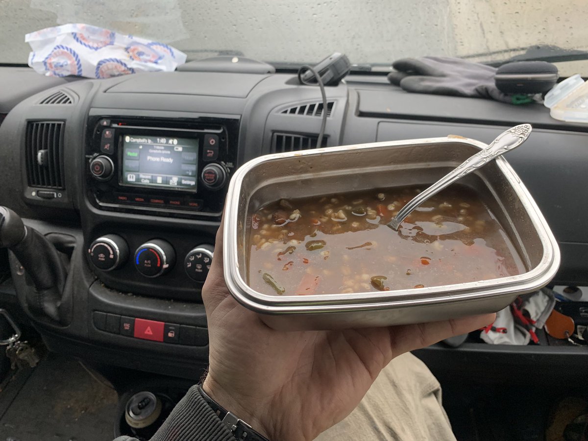 TheBakerJM's tweet photo. Love my girlfriend 
HOT SOUP https://t.co/esZyqnZdVQ