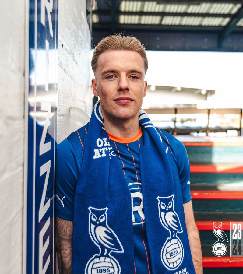 Pro Level Academy (@prolevelacademy) on Twitter photo Congratulations to our co-founder <a href="/TomConlon96/">Tom Conlon</a>, who has today signed for <a href="/OfficialOAFC/">(P) Oldham Athletic</a>.📝🦉
There are many moments to look back on during Tom’s five-and-a-half years at #PVFC, which includes captaining the team during the Lg 2 promotion-winning campaign.
Go well, TC👏⚽️
#PLA Congratulations to our co-founder <a href="/TomConlon96/">Tom Conlon</a>, who has today signed for <a href="/OfficialOAFC/">(P) Oldham Athletic</a>.📝🦉
There are many moments to look back on during Tom’s five-and-a-half years at #PVFC, which includes captaining the team during the Lg 2 promotion-winning campaign.
Go well, TC👏⚽️
#PLA