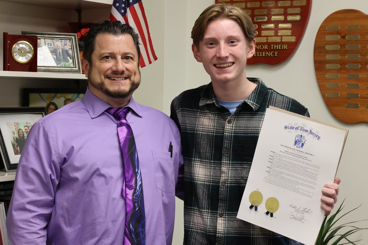 Red Devil tweet media