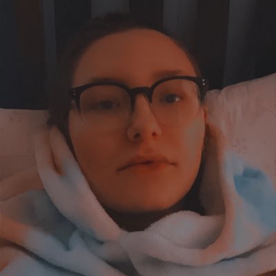 LeezaSlaney's tweet photo. #NewProfilePic https://t.co/XjV0nWDGX1