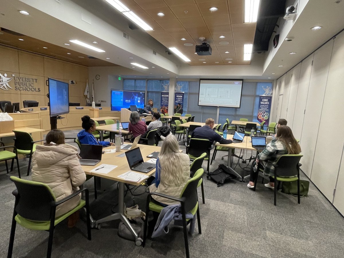 Jen_Russell_EDU's tweet photo. Working in a district that supports ALL staff with wrap-around training is evident every day when you visit our schools! I enjoy being part of the monthly EPS New Employee Trainings facilitated by our amazing Anne LaRue!TY for your dedication! @EPS_HR⁩ ⁦@EverettSchools⁩ https://t.co/Jrgle0qgrY