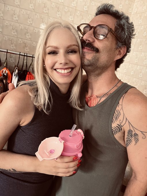 sim&hellip; tem pegada, tem desejo, tem a lindeza da @vivianlola_ despertando na gente um misto de carinho e<a href="/tag/sex"class="tags"><span>#sex</span></a><a href="/tag/porn"class="tags"><span>#porn</span></a><a href="/tag/sexyhot"class="tags"><span>#sexyhot</span></a><a href="/tag/pornobr"class="tags"><span>#pornobr</span></a>