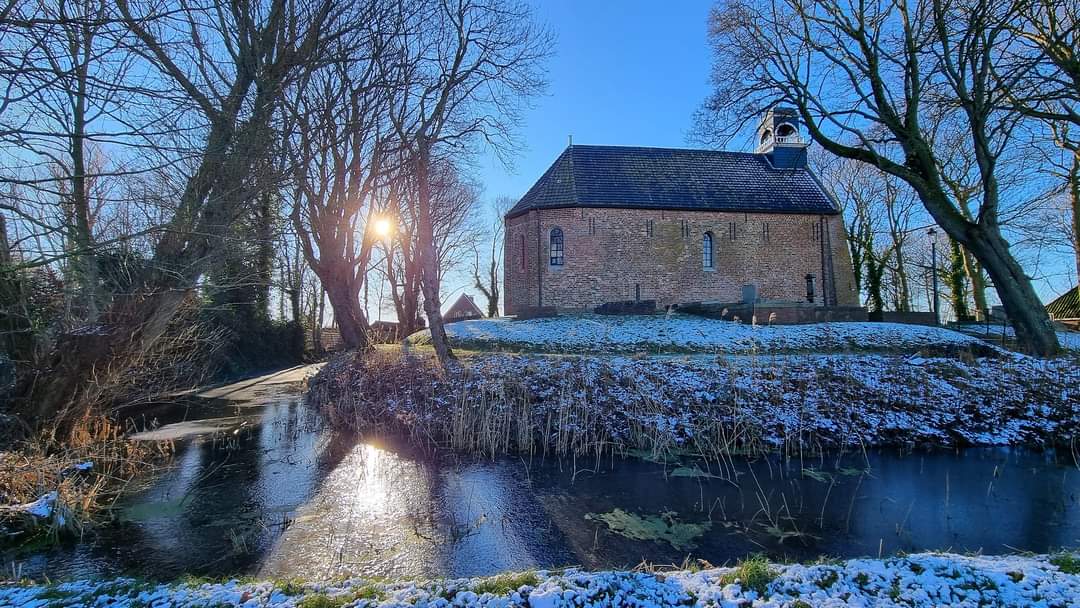Roodescho1's tweet photo. #Zonovergoten #winterdag https://t.co/SSfKrVa8pL