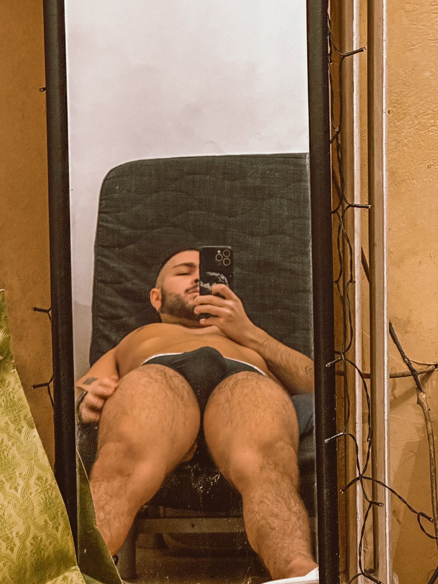 georgeanag's tweet photo. Exhausted 😈 https://t.co/TTIB5f8JJW