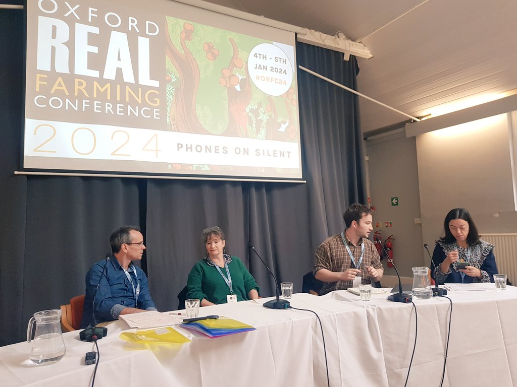 It's clear our food systems are breaking, from escalating prices to crops drowning in fields. 

But @TheGreenParty believes how we create our food can be the answer to biodiversity loss & climate - instead of the problem

As seen at the Oxford Real Farming Conference #ORFC24