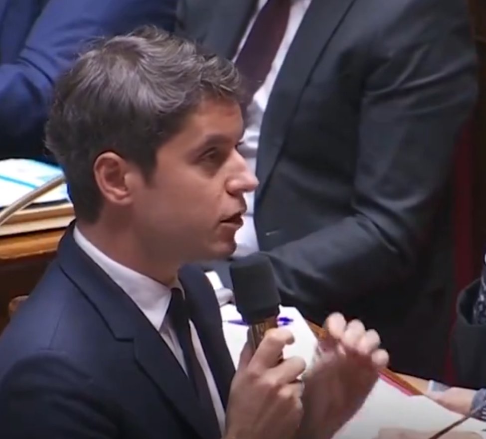 javierbernad's tweet photo. Gabriel Attal, primer ministro de Francia y del escenario. https://t.co/WVjjODMv0x. Como decía Churchill, “He who enjoys it [the gift of oratory] wields a power more durable than that of a great king. He is an independent force in the world” ... https://t.co/R99qRFznO9