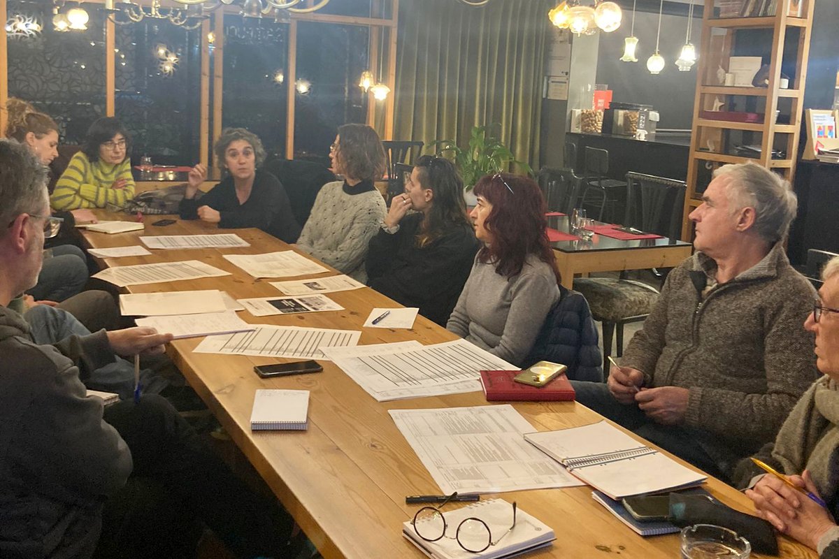 Aquest dimarts hem fet al restaurant <a href="/sambucuscoop/">Sambucus Cooperativa</a> la primera trobada d'entitats de la xarxa #alTERnat de 2024

Ens hem posat molts deures i hem parlat de moltes coses. La primera important? La compra pública responsable serà eix principal de treball d'aquest any a la xarxa!