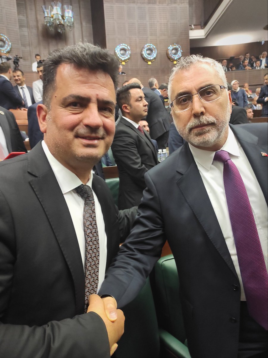 UniBaDer's tweet photo. Eşit İşe Eşit Ücret @RTErdogan @_cevdetyilmaz @isikhanvedat @memetsimsek @avabdullahguler @dbdevletbahceli @erkanakcay45 @NumanKurtulmus @malicevheri @_aliyalcin_ @ackilic76 @TalipGeylan06 @mhulkicevizoglu 
Üniversitelerde Çalışan Daire Başkanlarıda Makam/Görev Tazminatı almalı. https://t.co/kLRuxAuqrw