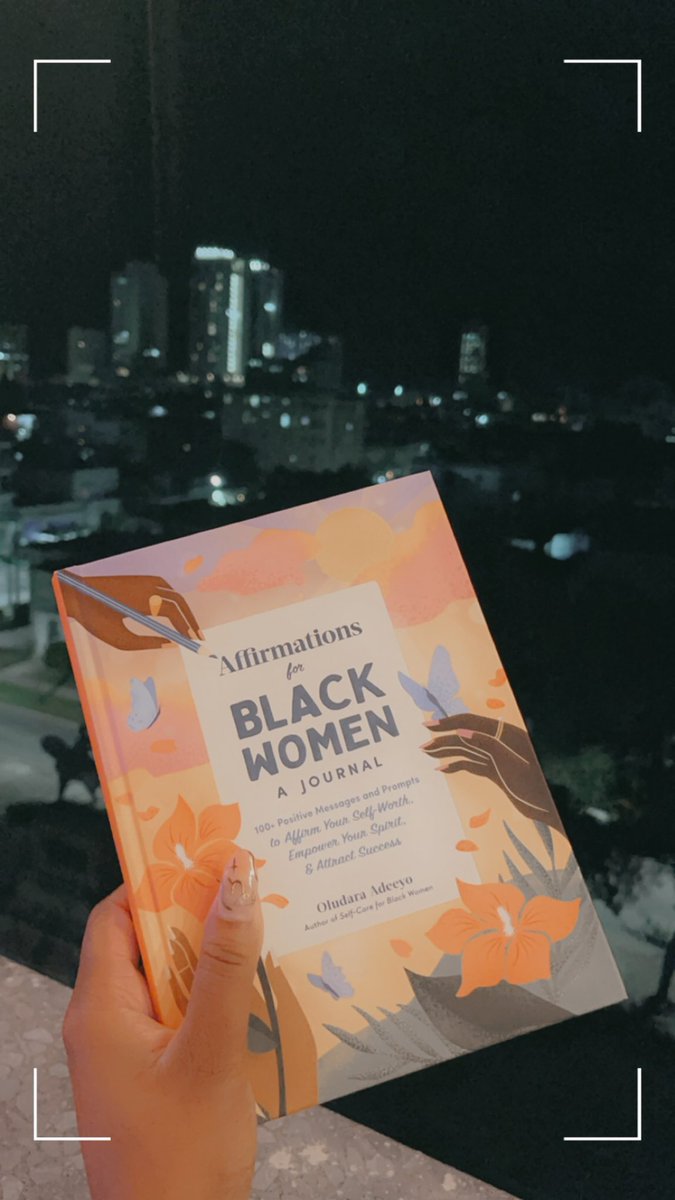 TheWildPhlower's tweet image. #DISCONNECTING #Unplugging from the 🌎, &amp;amp; #SOLO TRAVELING for my #BIRTHDAY- this year for my #30th I selected #CUBA (very limited tech). #heavy on #DND! I enjoyed good weather, eating, exploring a new Country, Journaling, Reflecting, TALKING TO GOD, Giving back etc &amp;amp; just LIVING