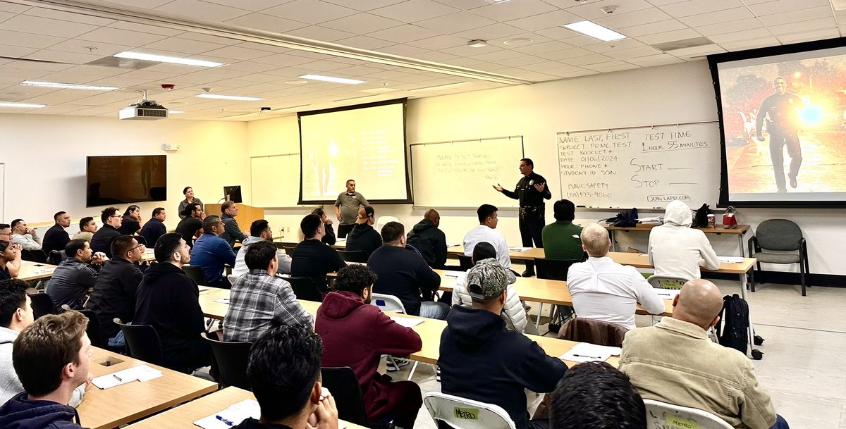 It was my pleasure to provide opening remarks at the #LAPD Hiring and Testing event this past Saturday at our historic Elysian Park Police Academy. 80 individuals took the test to start the process to join our @LAPDHQ team? We are hiring. Check out @joinlapd for more information.