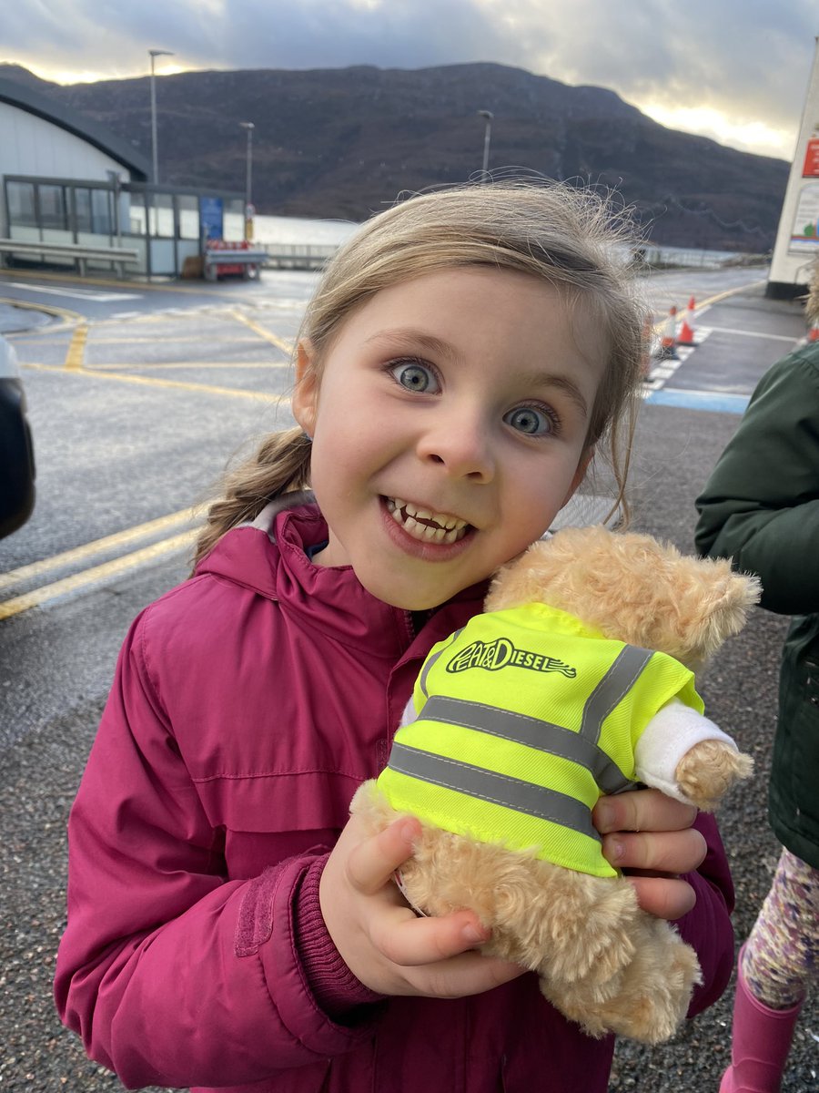 gemzedwardz's tweet photo. Managed to make it to the @peatanddiesel pop up shop before it shut its doors later that day! 🙌 kids loving their customised teddies 😍 https://t.co/cyQ2z6N0bt