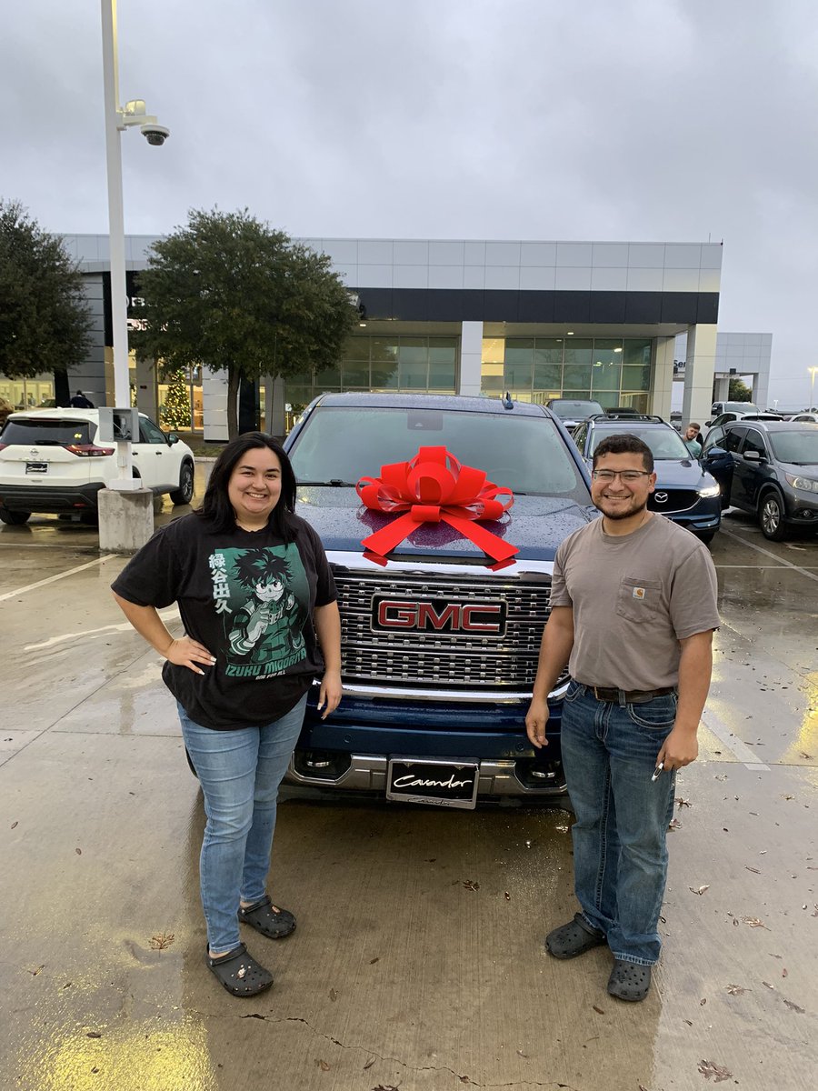 If you are scared to start over, dont be. Just do it &amp; give it your best. From bartending in manhattan to selling cars in Texas. Change is great🙏🏽 #SanAntonio #cavenderbuickwest #SATX #Texascarsales #GMC