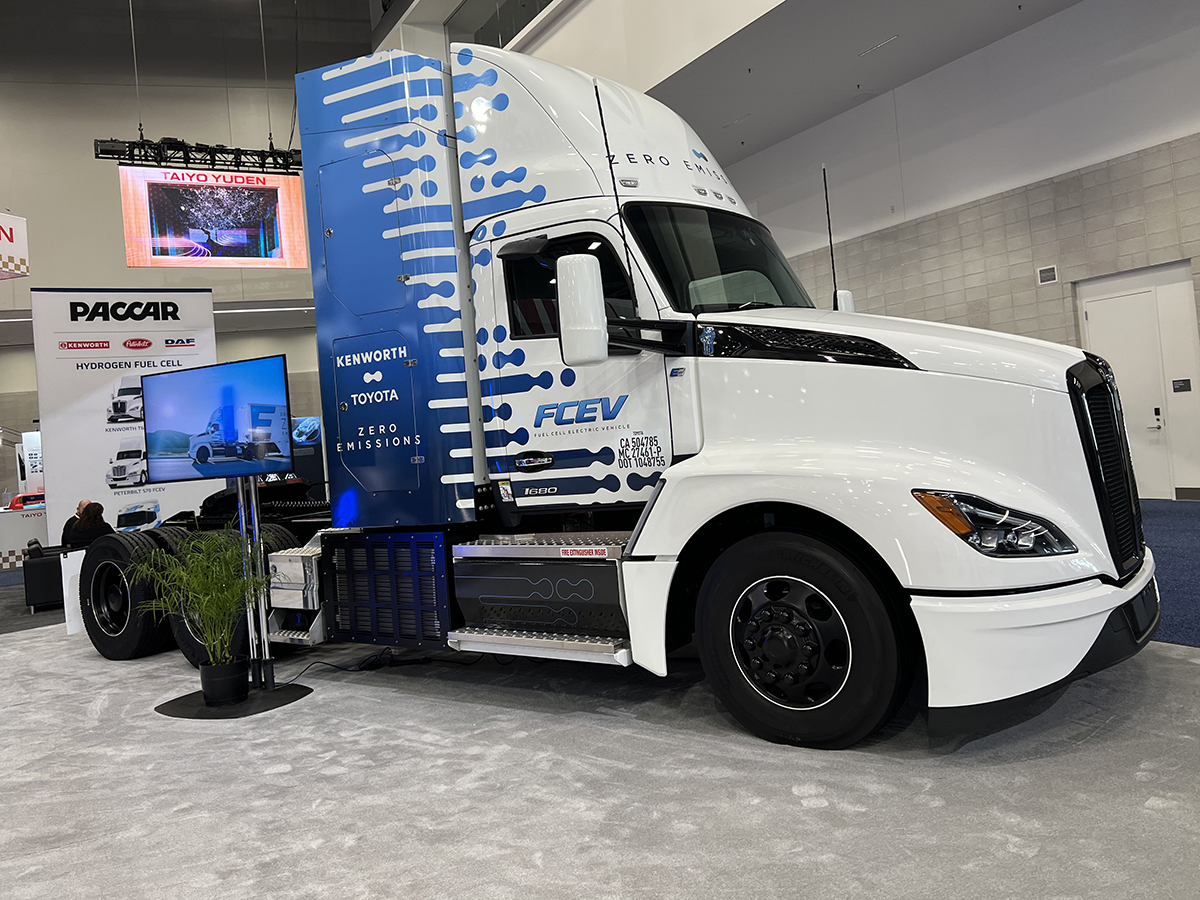 KenworthTruckCo's tweet photo. Kenworth is excited to showcase the Kenworth T680FCEV at #CES2024! Come learn more about hydrogen fuel cell technology and the T680FCEV. We are in the West Hall, PACCAR Booth 3501. https://t.co/z5lFSPwdVi
#Kenworth #T680FCEV #FuelCell #Hydrogen #DrivingtoZeroEmissions https://t.co/5EYh4dJA9q