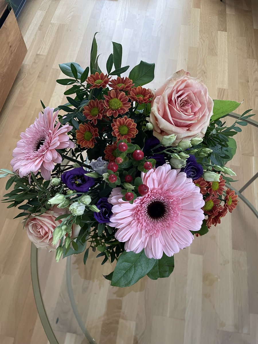 Sharedthoughts2's tweet image. #alltheflowersigotfromyou