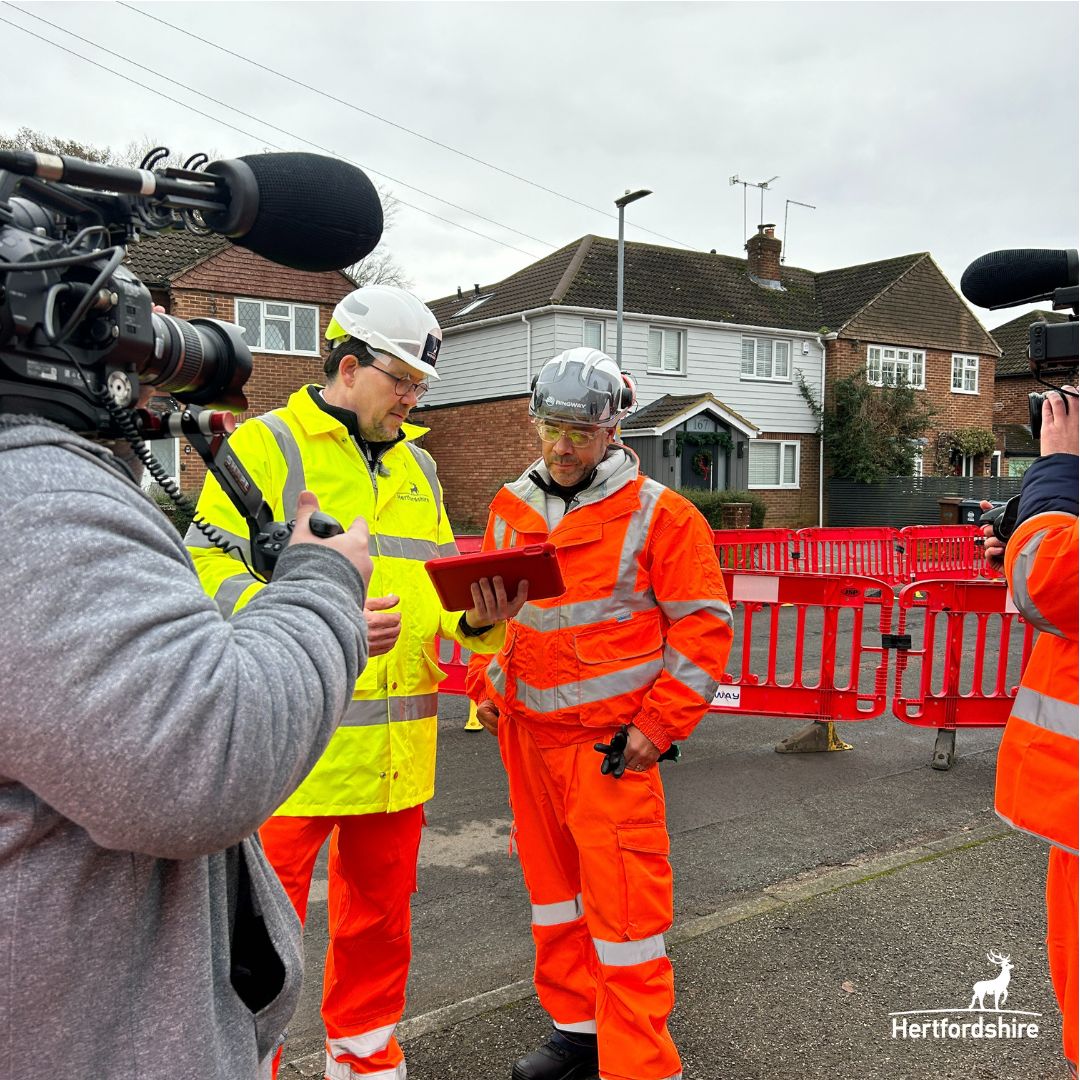 Did you catch us on <a href="/BBCTheOneShow/">BBC The One Show</a> this evening? Leader of the Council, Richard Roberts discussed our plan for tackling potholes this winter and our highways engineers showcased a new autonomous robot being developed in partnership with <a href="/robotiz3d/">Robotiz3d</a> and <a href="/LivUni/">University of Liverpool</a>