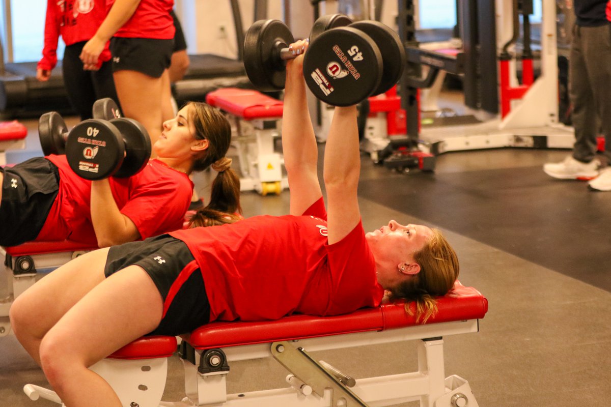 Utah_Softball's tweet photo. We've been weight-ing for this.

#GoUtes https://t.co/Pc0phuhx8q