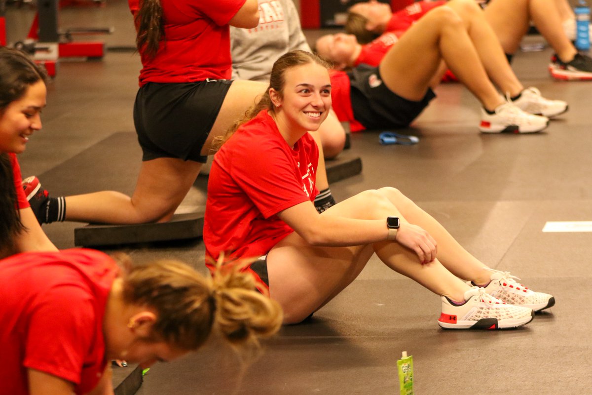 Utah_Softball's tweet photo. We've been weight-ing for this.

#GoUtes https://t.co/Pc0phuhx8q
