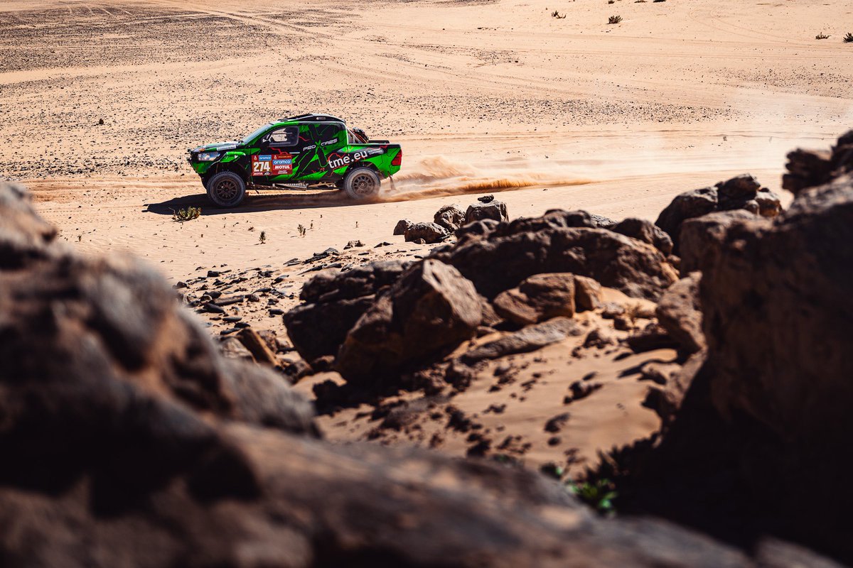 TME_team's tweet photo. Done ✅ #Dakar2024 

Etap 4️⃣ zaliczony. Proxcars TME Rally Team melduje się na mecie kolejnego odcinka @dakar 💪❗️

#teamTME jedzie dalej… ✔️

📸 Actiongraphers https://t.co/BAxYN9kS7n