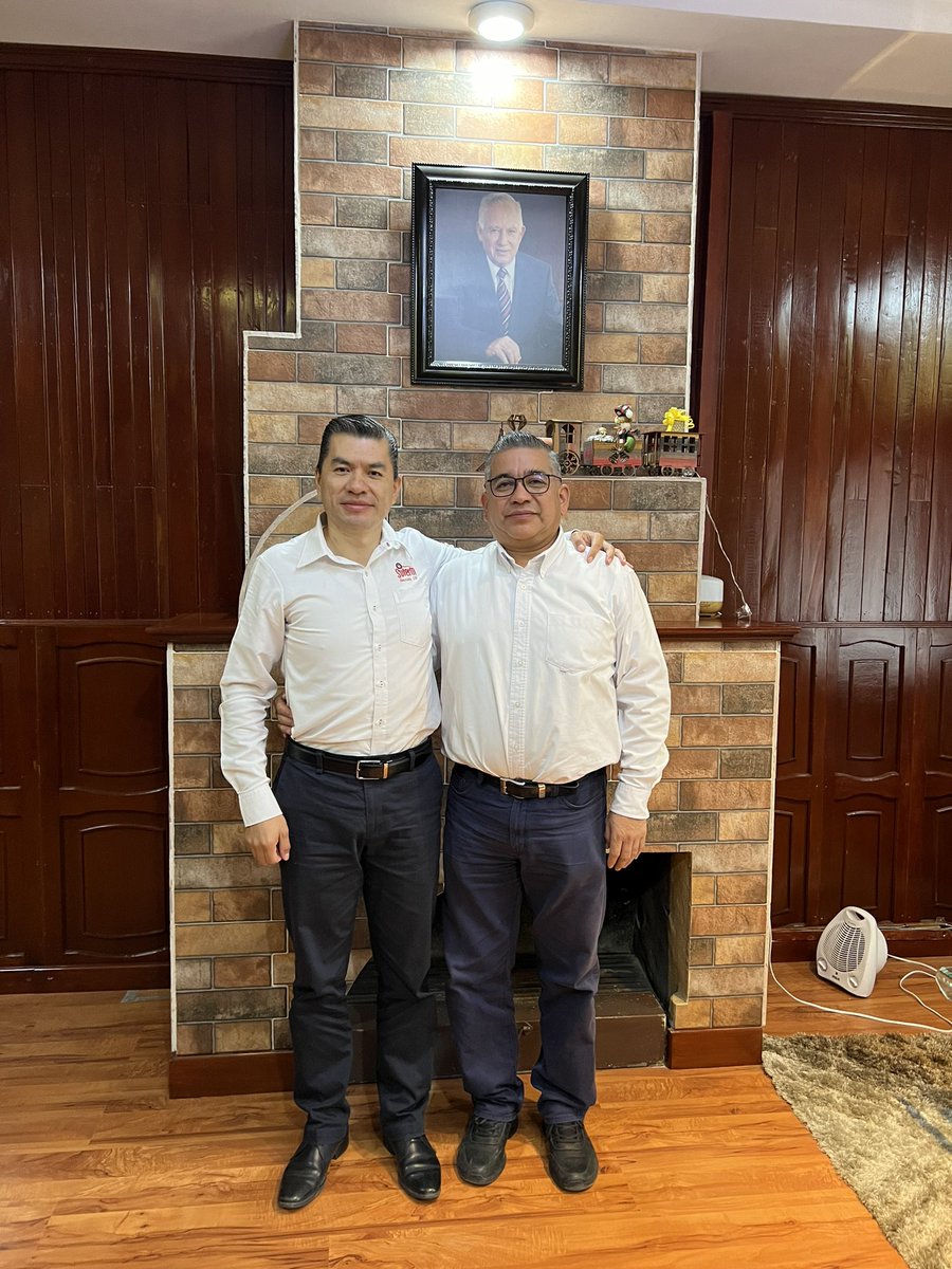 Mi reconocimiento y agradecimiento a nuestro Secretario de Trabajo el Ing Javier Hernández Serrano por su dedicación y esfuerzo durante estos 3 años, formando parte del Comité Ejecutivo de la Sección 119 del Suterm.

#SUTERMPorMéxico