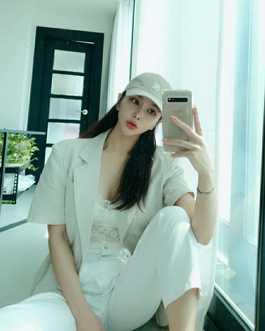 Try this hat with any look!