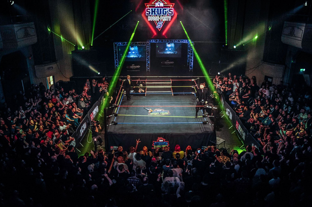 DeviKrysisOWA's tweet photo. Thank you Glasgow! You people know how to welcome me and @CloudMatsuda with open arms! 🏴󠁧󠁢󠁳󠁣󠁴󠁿

And to @SativaBiscotti &amp; @ShindoKeik05 you two put up a hell of a fight against us even if it ended with a draw.

Next stop Dublin, Ireland 🇮🇪 

#DiscusDevi #PW_SHINE https://t.co/Hxf2dcMQOo