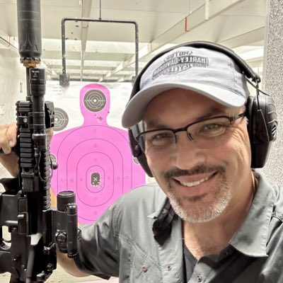 BEBott42's tweet photo. #NewProfilePic https://t.co/pPCFmrGRZx