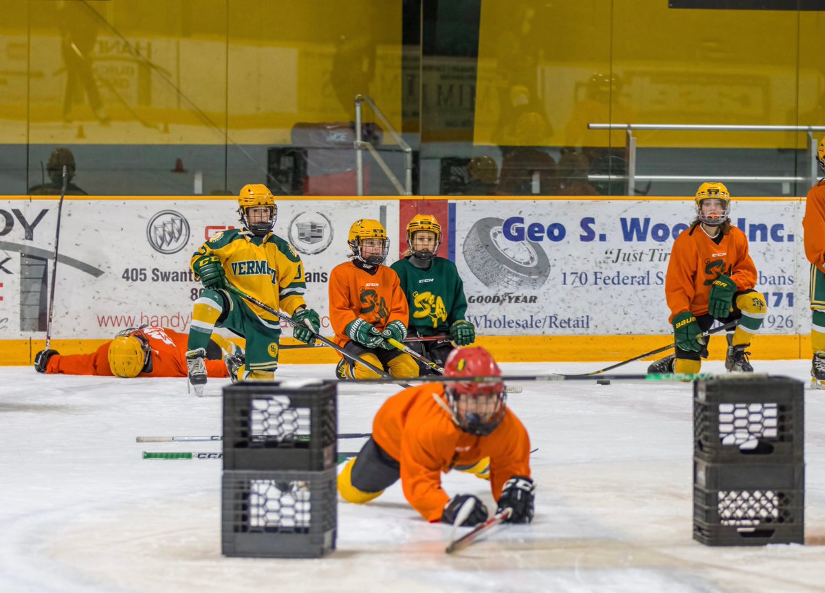 UVM Men's Hockey tweet media