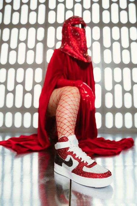 I is for Imperial Guard ⚔️   Photos by @elliswes https://t.co/AVHvCX98tf<a class="tags" target="_blank" title="On Twitter" href="/?out=eyJ0eXAiOiJKV1QiLCJhbGciOiJIUzUxMiJ9.eyJpYXQiOjE3MjA5MDc5NTUsImlzcyI6InR3cG9ybnN0YXJzLmNvbSIsIm5iZiI6MTcyMDkwNzk1NSwiZXhwIjoxNzUyNDQzOTU1LCJyZWRpcmVjdF91cmwiOiJodHRwczovL3R3aXR0ZXIuY29tL2VsbGlzd2VzIn0.mZ0Fkd-VGkuN6rC_NP0JnbCVfgqhA8ZOceKVEjZQcx-MlVigu9D2F-0ZOyqag5YSaDhLi-ttW7Xcd03VOKg4Nw">@elliswes</a><a href="/tag/cosplatoz"class="tags"><span>#cosplatoz</span></a>